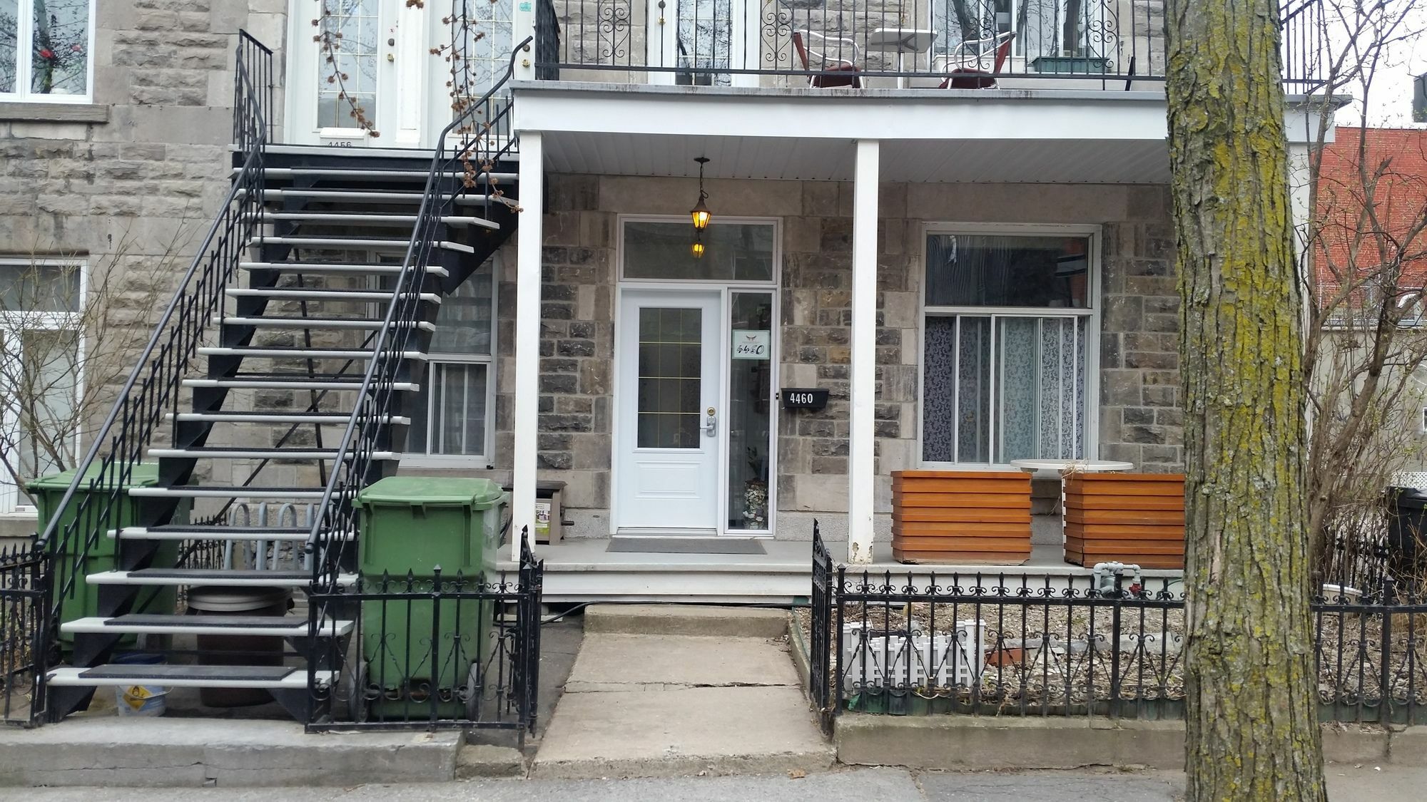 Auberge Reboot Hostel Montreal Exterior foto